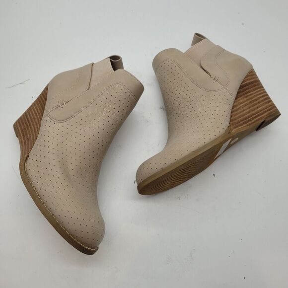 Dolce Vita Womens Booties Gerdy Beige Vegan Leather Ankle Wedge Neutral Size 6.5 - Picture 3 of 9